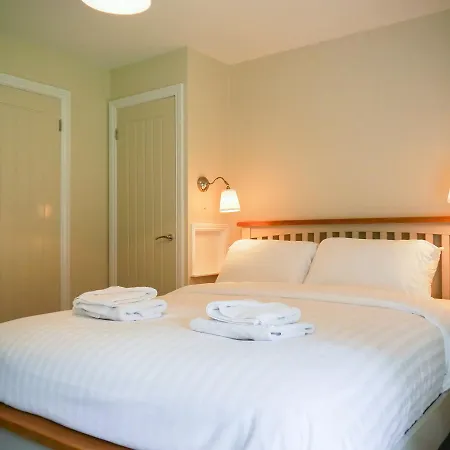 Waterfoot Park 5*