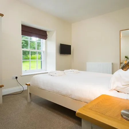 Waterfoot Park 5*