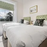 Waterfoot Park 5*