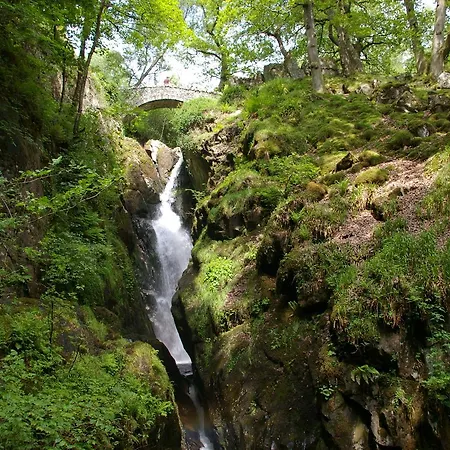 Kompleks wypoczynkowy Waterfoot Park Pooley Bridge