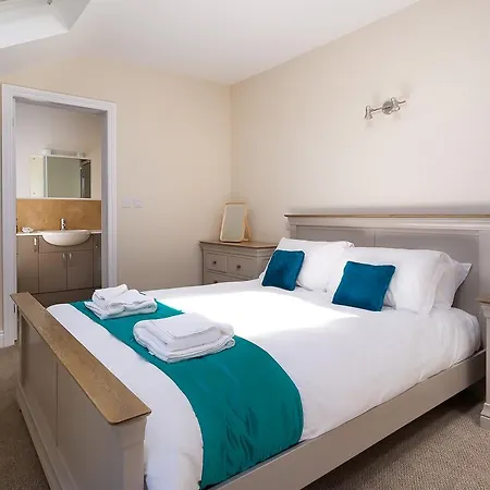 Waterfoot Park 5* Пули-Бридж